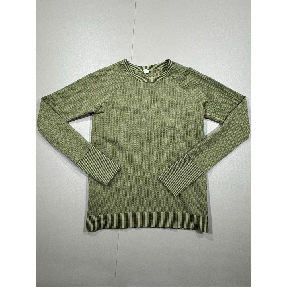 Lululemon Rest Less Pullover in the "Bubble Dot Hazel‎ Green / Moss Green"